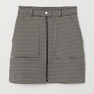 Houndstooth Zip-Front Mini Skirt